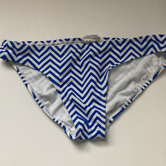 Old Navy jrs Swim bundle - Picture 9 of 12